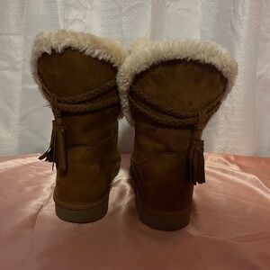Kohl's Brown Winter Boots with Faux Fur
